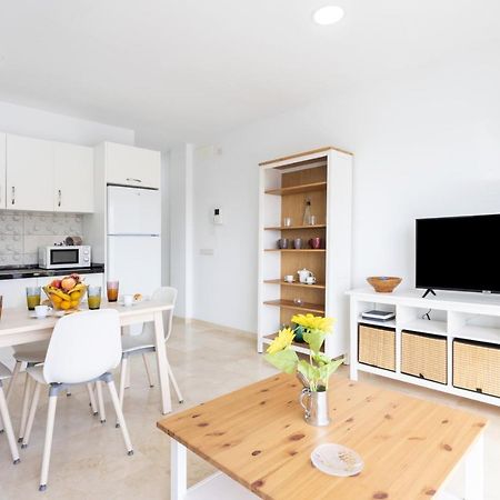 Apartamento Bonito y luminoso apto a 2 minutos de la playa Araya  Exterior foto
