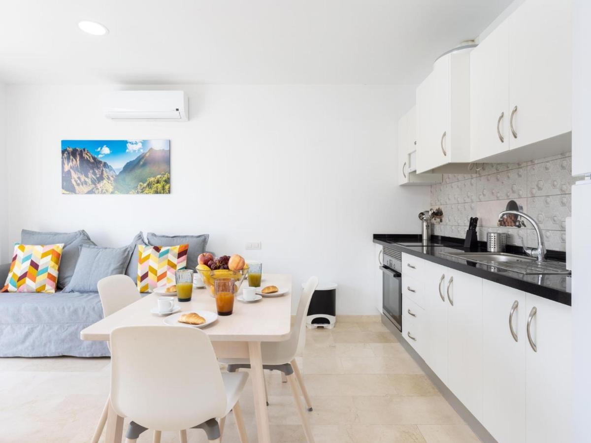 Apartamento Bonito y luminoso apto a 2 minutos de la playa Araya  Exterior foto