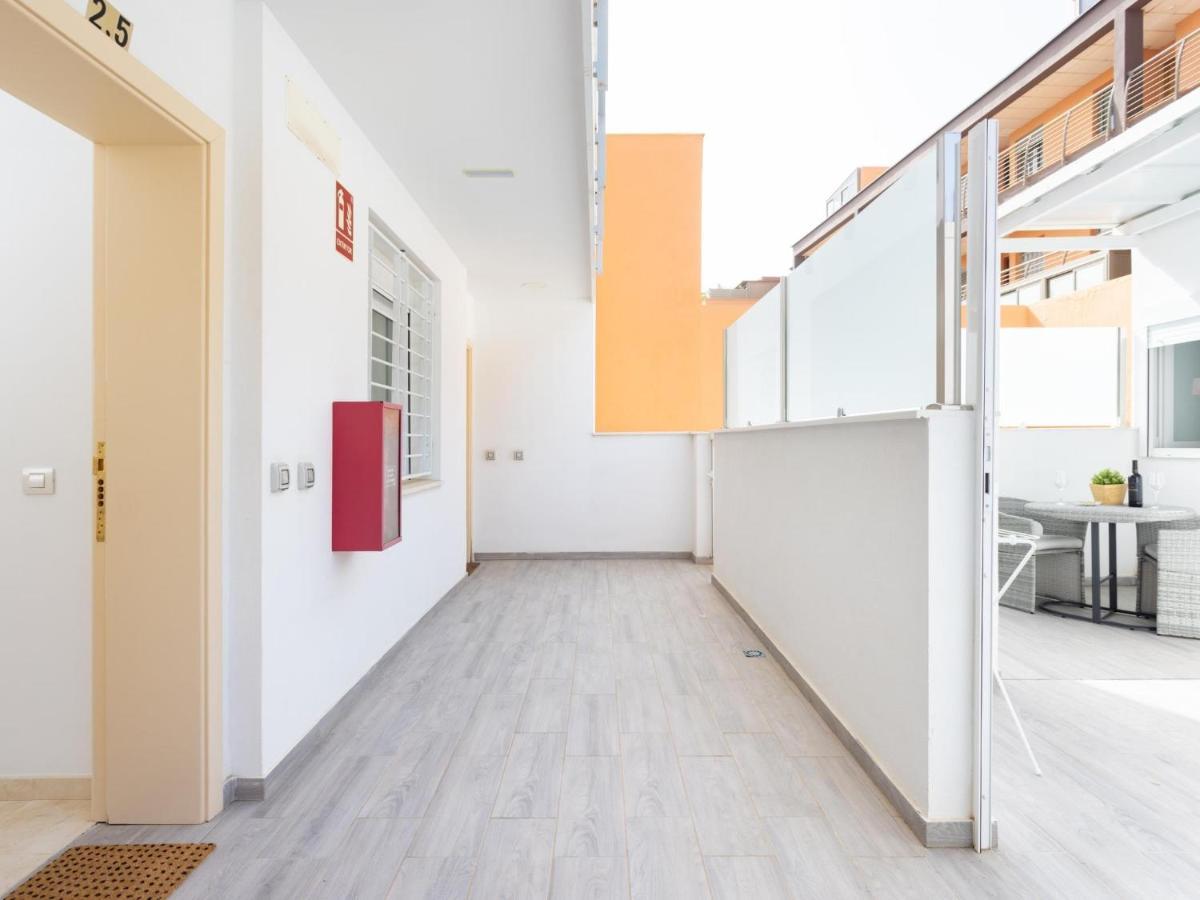 Apartamento Bonito y luminoso apto a 2 minutos de la playa Araya  Exterior foto