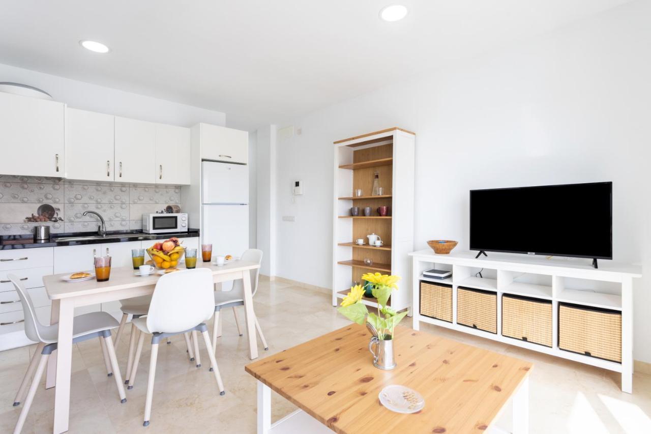 Apartamento Bonito y luminoso apto a 2 minutos de la playa Araya  Exterior foto