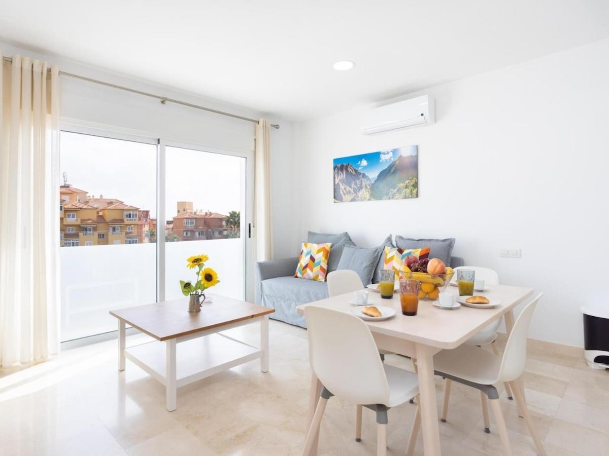 Apartamento Bonito y luminoso apto a 2 minutos de la playa Araya  Exterior foto