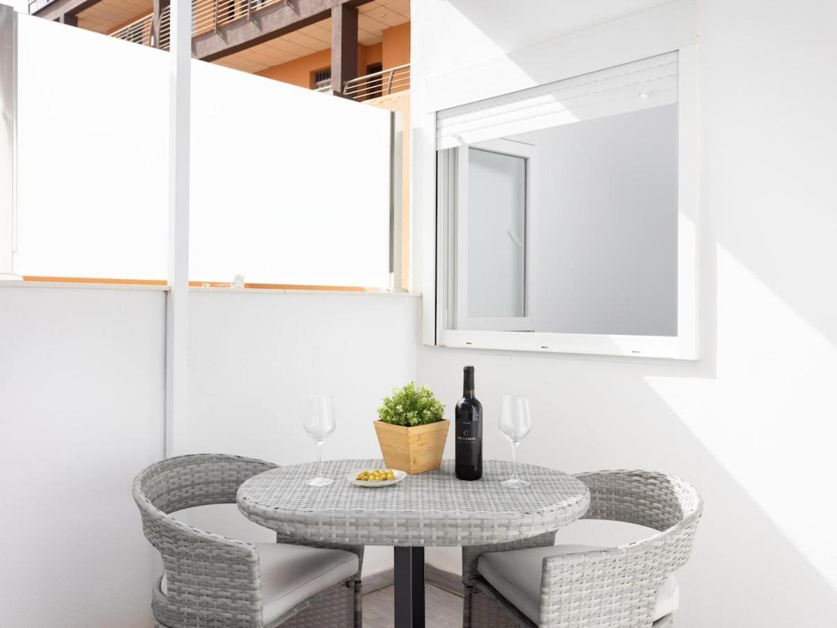 Apartamento Bonito y luminoso apto a 2 minutos de la playa Araya  Exterior foto